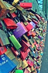khóa tình yêu tại Paris